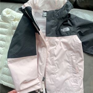 Girls north face jacket shell size 3T